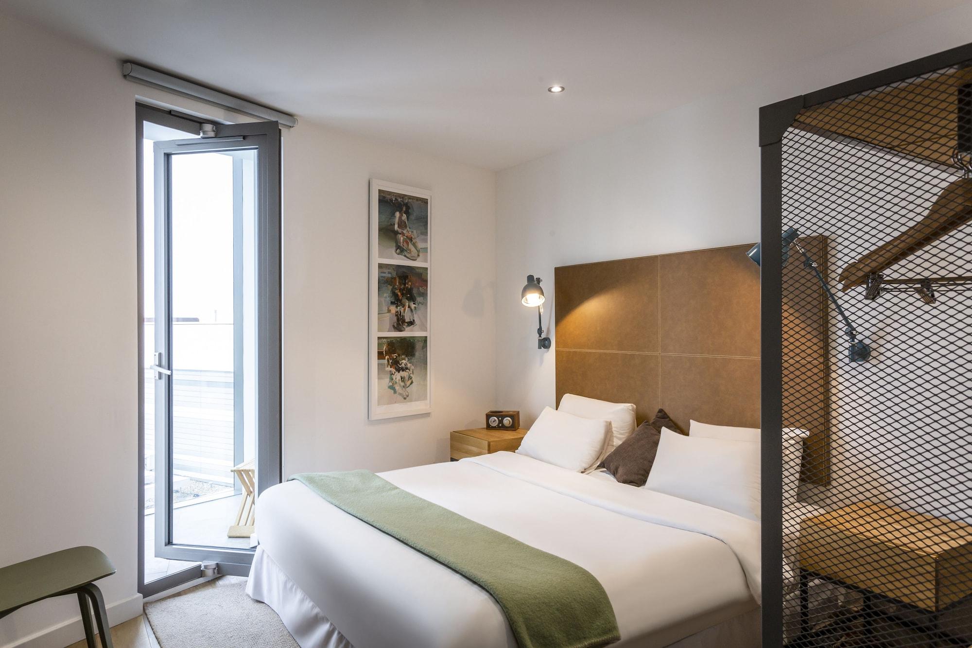 Aparthotel Adagio London Brentford Exteriör bild