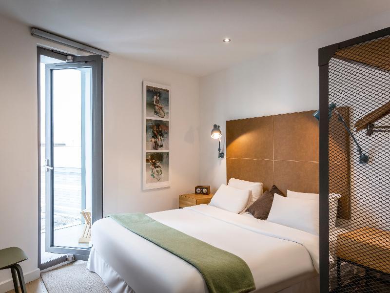 Aparthotel Adagio London Brentford Exteriör bild